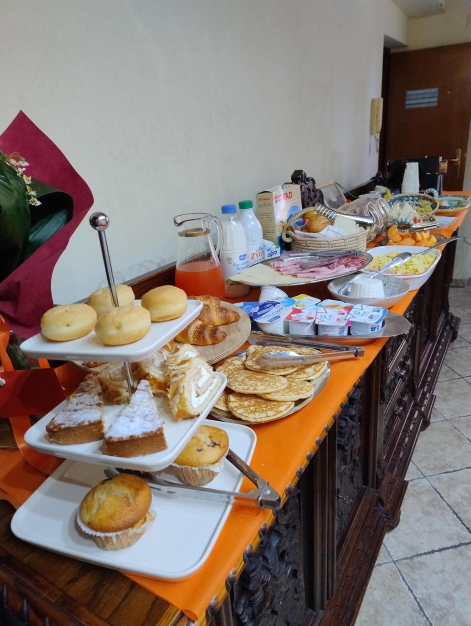 La Strega Ubriaca Bed & Breakfast Colle Val D'Elsa Bagian luar foto